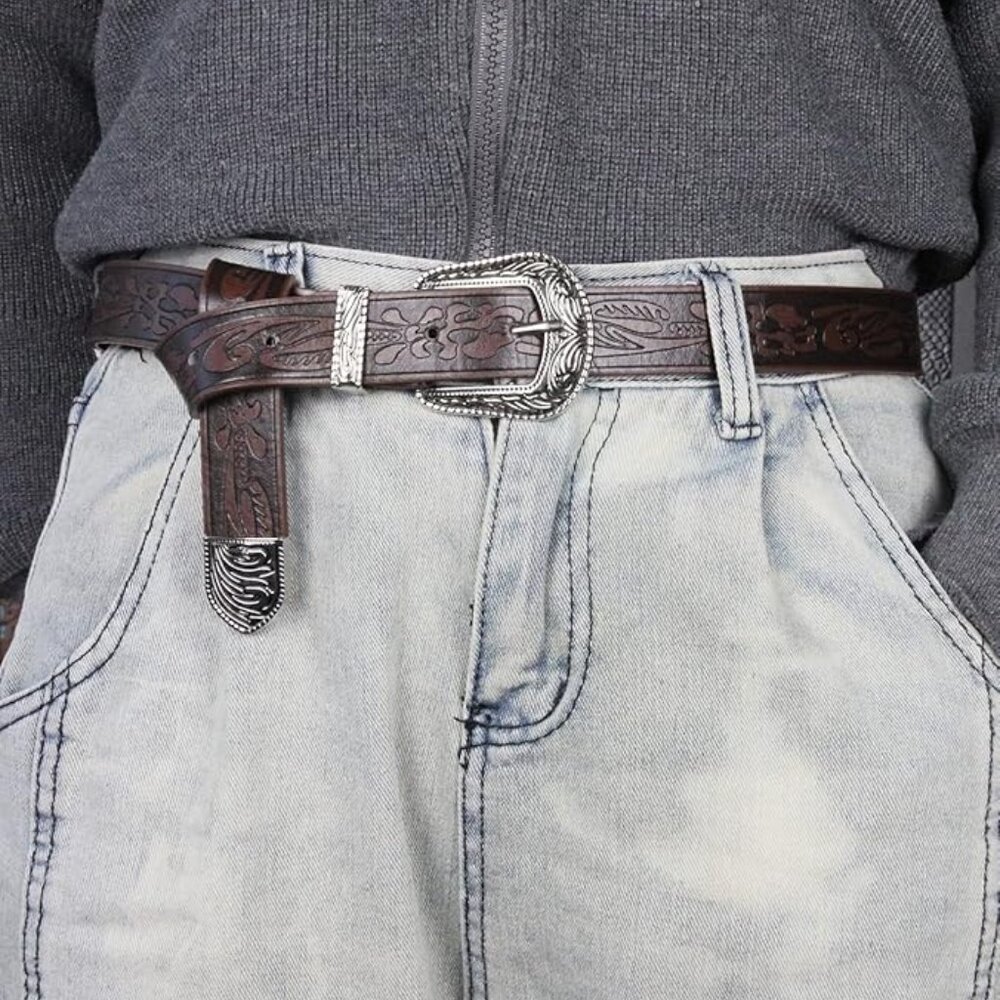 Woman's cowboy belt